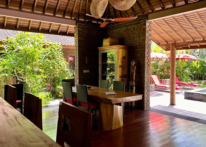 Villa The Jungle House